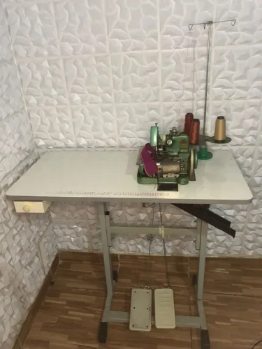 Maquina de costura Overloque