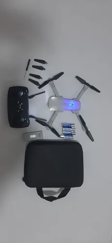 Mini Drone com 2 baterias