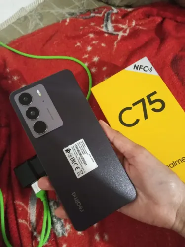 Troco realme C75