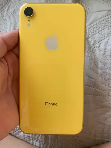 iPhone XR 64gb amarelo