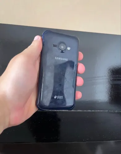 Celulae samsung J1 para reposição de peça (não liga )