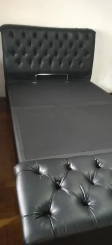 Cama box, cabiceira e recamier semi novos