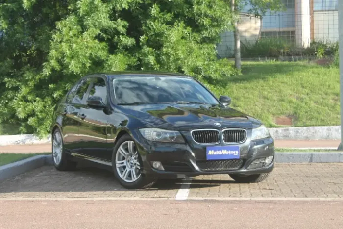 BMW 320I A 2010