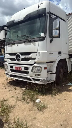Caminhão Mercedes Actros - DISPOSTO A NEGOCIAR O VALOR!!! NÃO ACEITO TROCAS.
