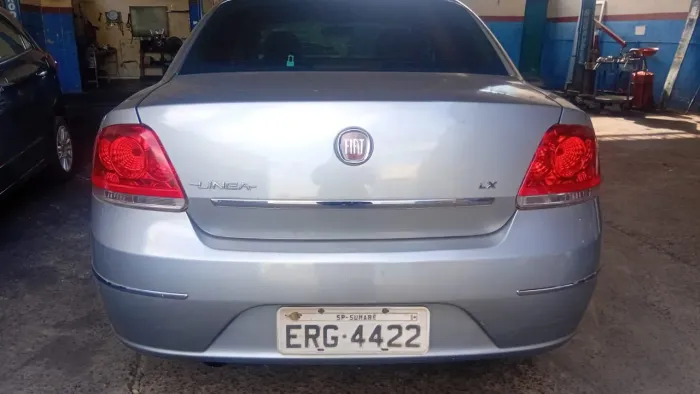 Fiat Linea LX 1.9/ 1.8 Flex 16V Dualogic 4P 2010