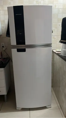 Geladeira Brastemp pouco usada (220)