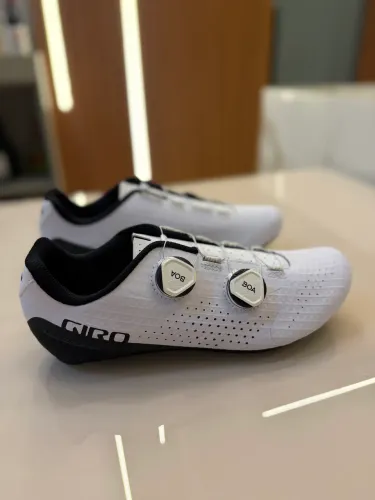 Sapatilha bike Giro Carbon 