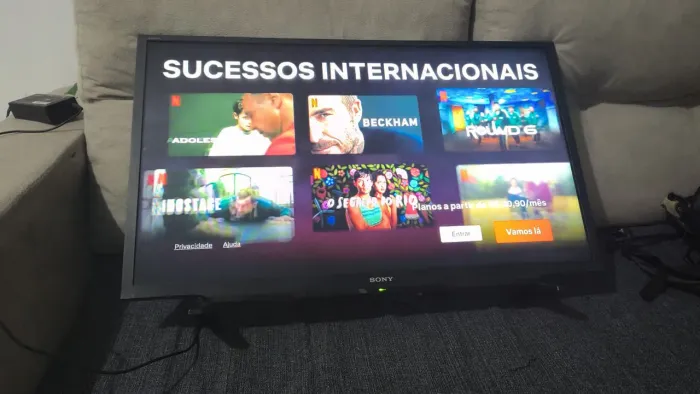 Smart tv Sony 32 polegadas com controle pedestal funciona perfeitamente 