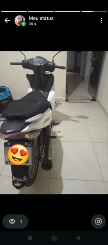 Biz 110 moto de mulher bem conservada