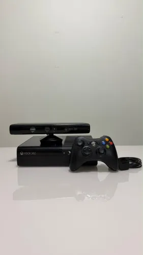 Xbox 360 desbloqueado + 67 jogos + 1 kinect + 1 controle original