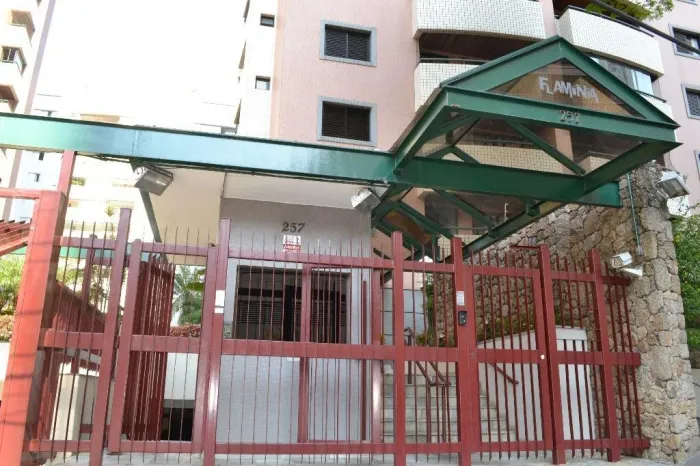 Apartamento com 3 dormitórios para alugar, 80 m² por R$ 3.300,00/mês - Mooca - São Paulo/S