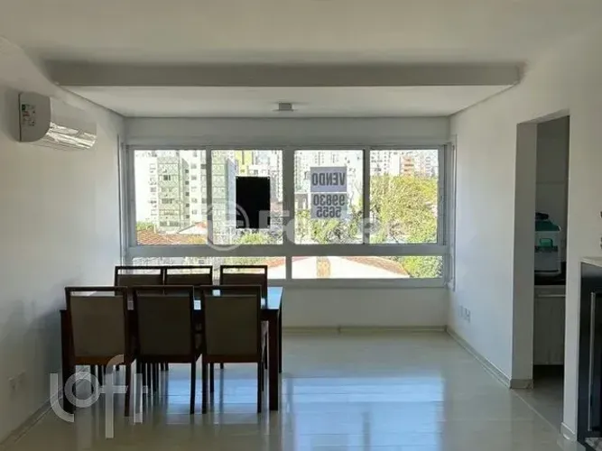 Imóvel para venda possui 80 metros quadrados com 2 quartos em Boa Vista - Porto Alegre - R