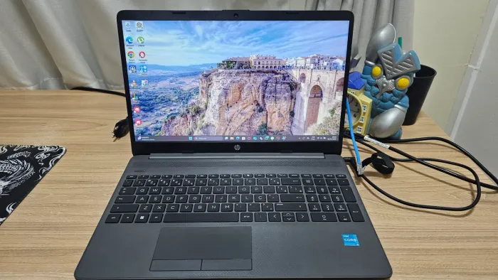 Notebook HP 256R G9 i3 1315u memória 8gb RAM, SSD 256gb, Tela 15,6" FHD, Windows 11