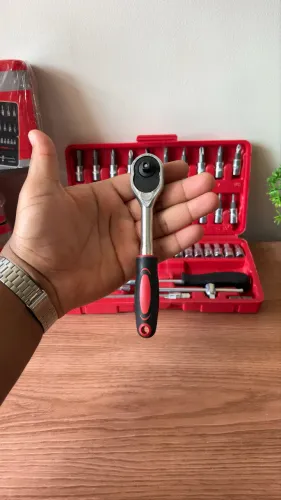 Jogo de Soquetes com Catraca 46 Peças com Maleta Compacta