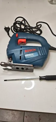 Serra tico-tico GST 65 BE Bosch Pouco Usada