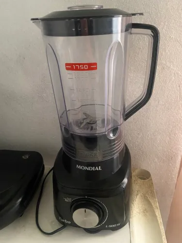 Liquidificador mondial