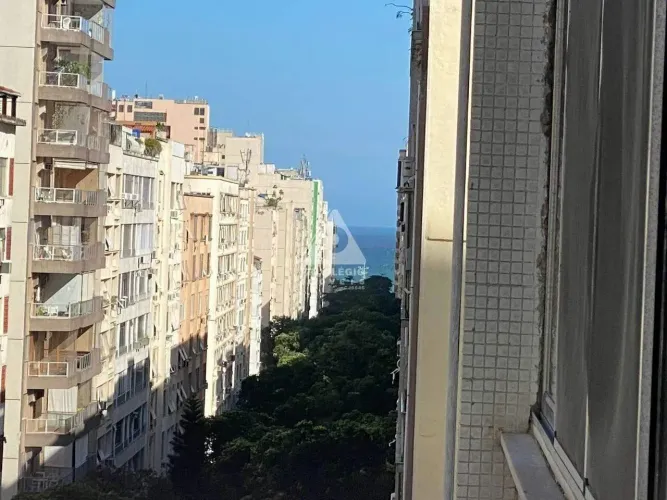 Apartamento a venda, 1 quarto e sala , com dependencia completa e vaga, Copacabana - RIO D