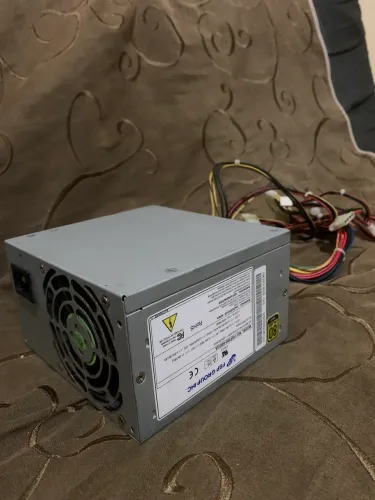 Fonte bivolt pc 80 plus gold 300w