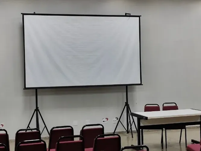 Tela Mapa Grande Projecao 3x1,8m Ultra Hd Profissional para Sala, Cinema, Igrejas 150 pol