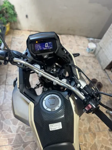 Vendo uma Sahara ADV