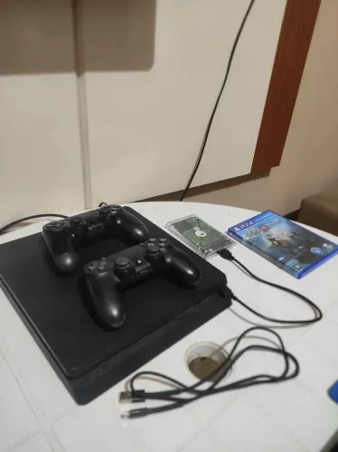 Ps4 usado com hd de 500 gb