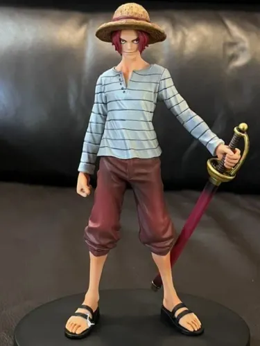Figure shanks one piece original bandai 15cm sem caixa