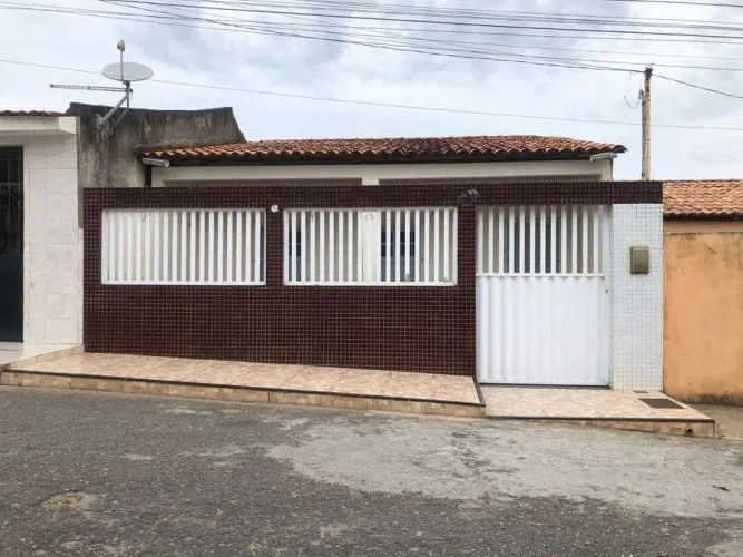 Casa à venda em rua pública, EDUARDO GOMES, São Cristóvão, SE