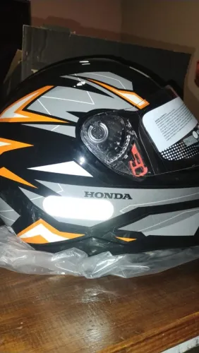Capacete novo. Tam 60