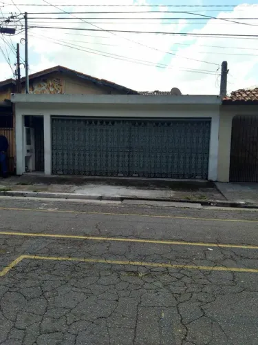 Casa em Rua Emanuel Guedes - Conjunto Residencial Butantã - São Paulo/SP