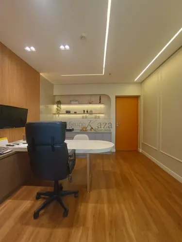 Sala Comercial - Boulevard Jacareí Office & Mall - Centro - Jacareí - 28m².