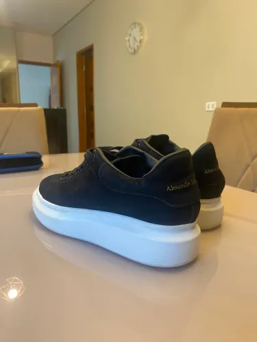 Tênis Alexander McQueen Oversized de Cano Baixo