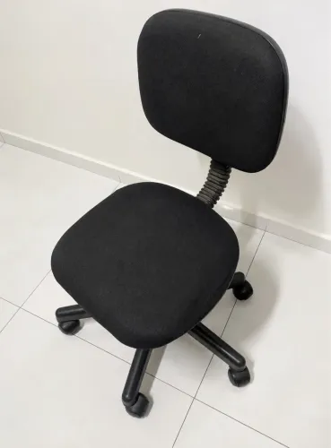 Cadeira de Escritório Preta