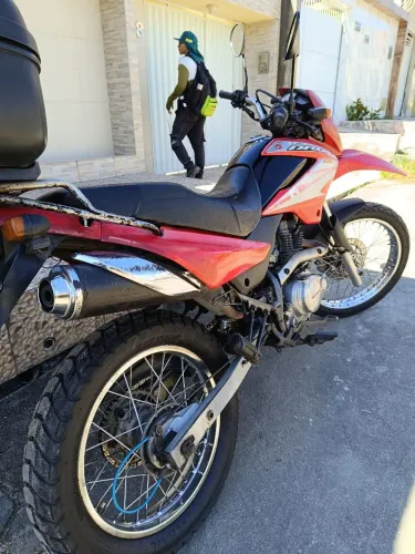 BROS 150 