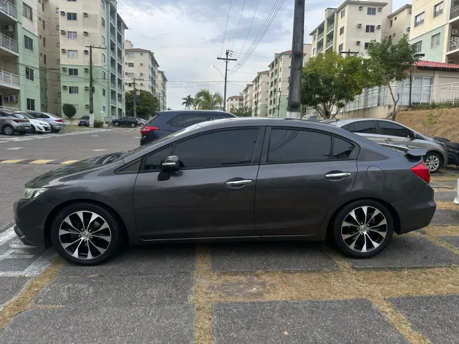 Honda Civic Sedan EXR 2.0 Flexone 16V Aut. 4P 2016