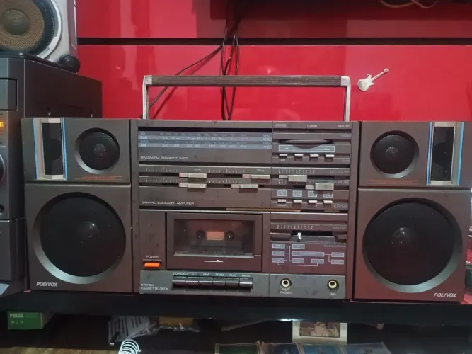 Rádio Polyvox PA-880 *(NÃO FUNCIONA) NECESSÁRIO MANUTENÇÃO* Vila prudente SP 