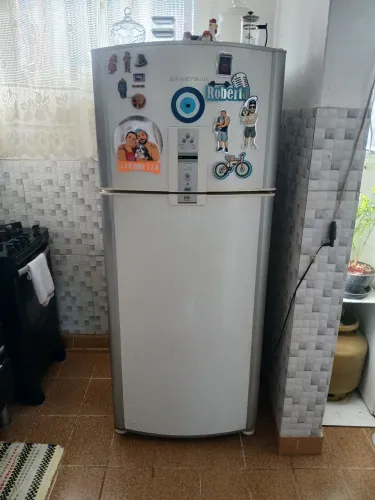 Geladeira fros free duples 470 litros
