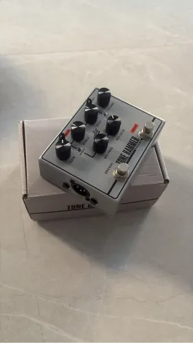 Pedal Aguilar Tone Hammer