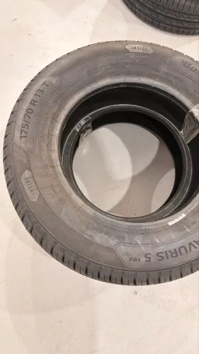 2 Pneu Aro 13 Barum By Continental Bravuris 5Hm 175/70R13 82T