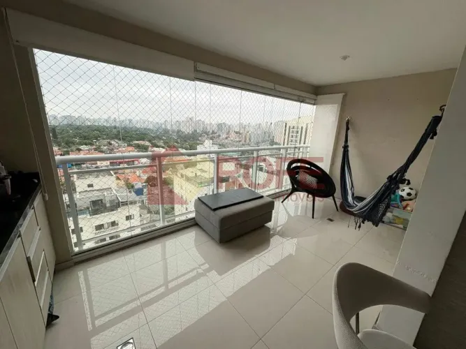 Apartamento na Vila Mascote à venda, com 2 suítes e 2 vagas, condomínio com piscina cobert