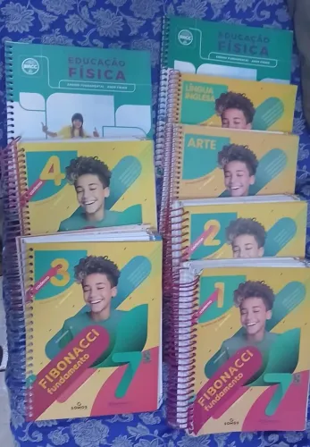 Livro Fibonacci 7?ano 2026 praticamente novo