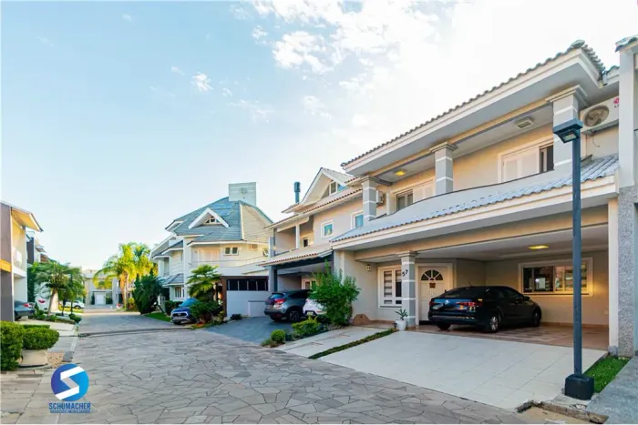 Casa em Condomínio em Sarandi