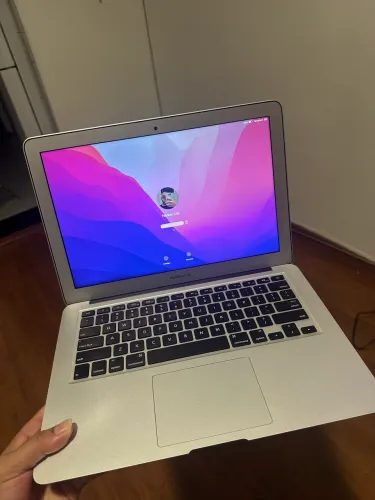 MacBook Air 13 MID 2017