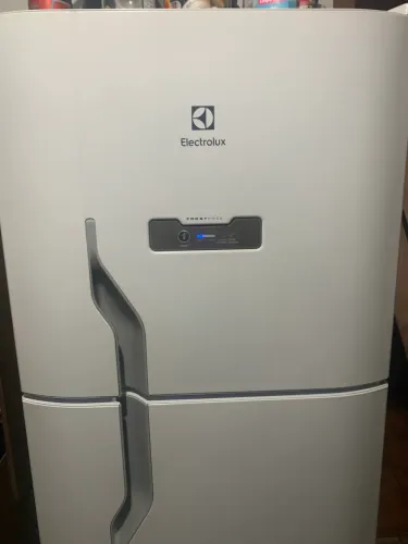 Geladeira Electrolux 371L perfeita