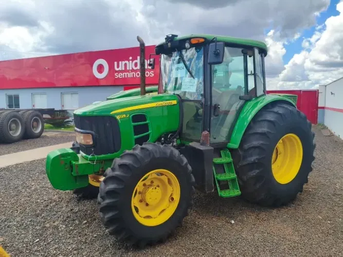 Trator John Deere 6125j Power Squad ano 2022