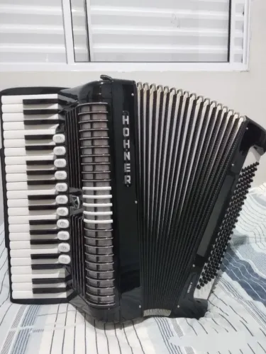 Acordeon sanfona 120 baixos 4a de voz