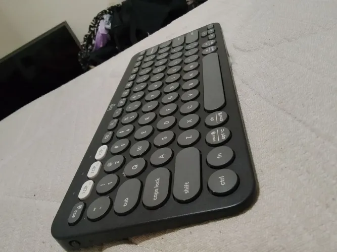Teclado Bluetooth Logitech Pebble Keys 2 K380s (Original)