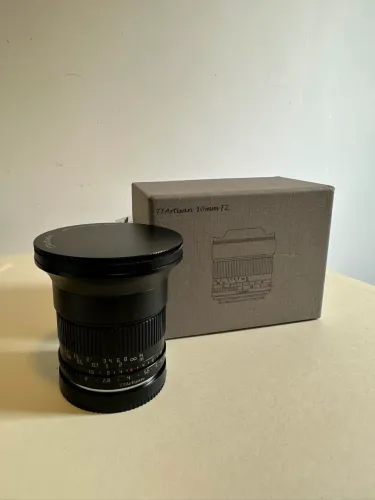 Lente Ttartisan 10mm F2 para câmera Sony