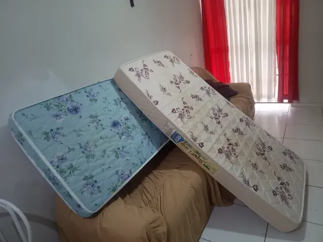 2 colchões solteiro