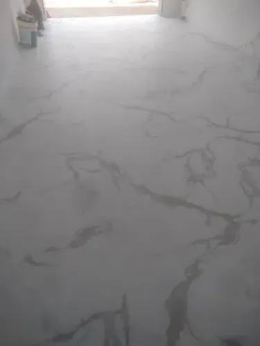 Profissional em colocação de porcelanato e cerâmica 