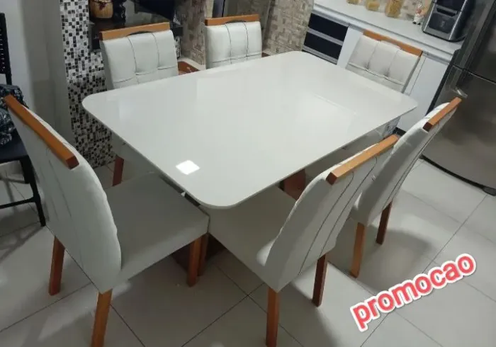 Mesa de jantar com 6 cadeiras - 160x90 tampo de vidro 